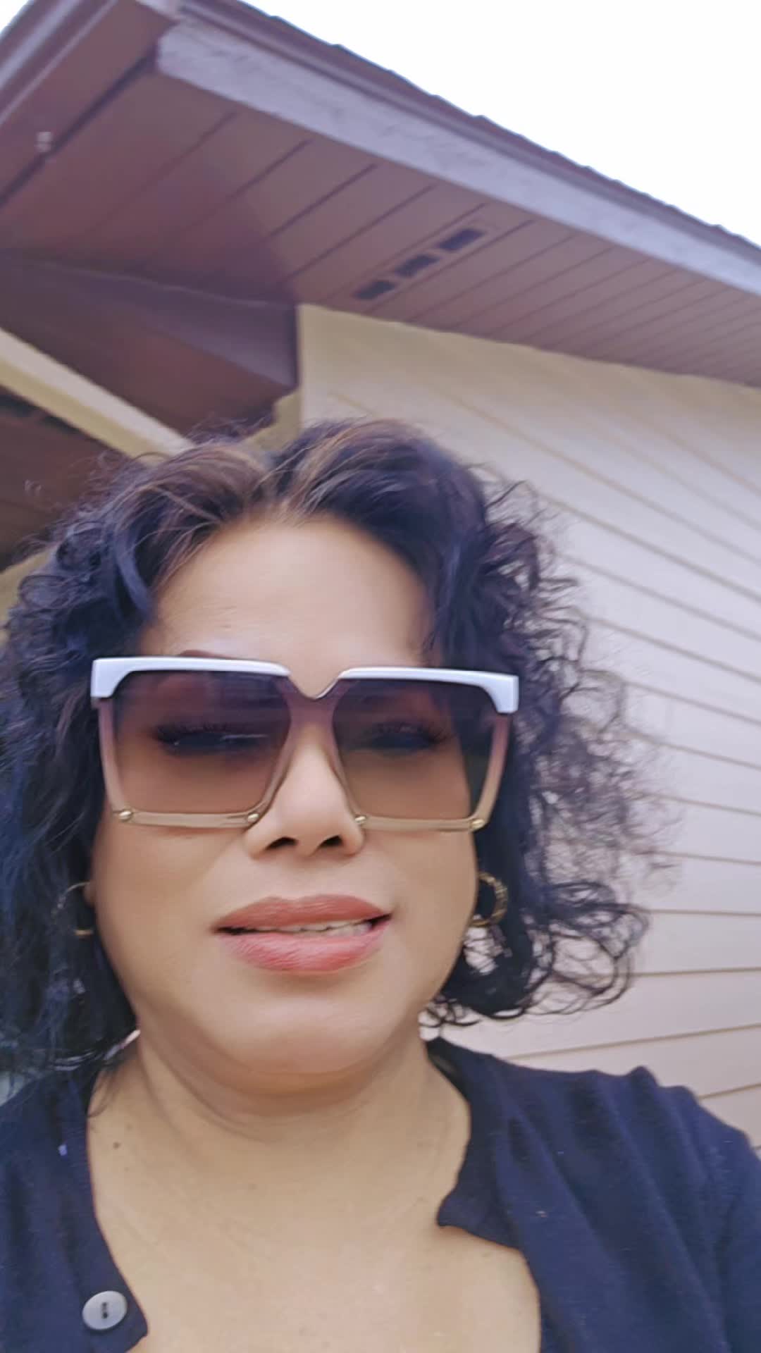 @Celia Alvarez