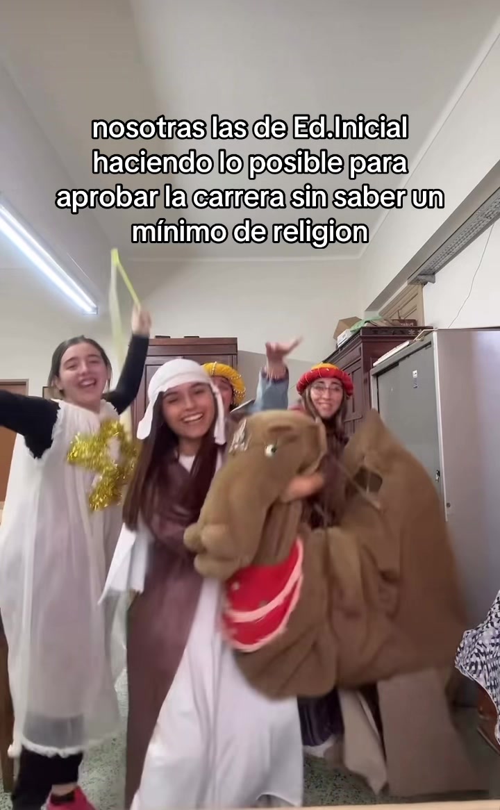 @Escorpiana♡