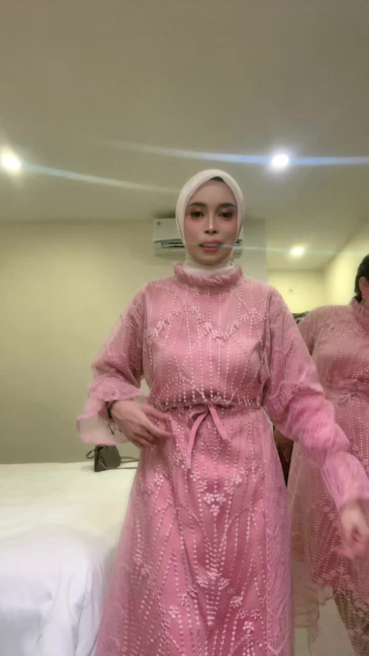 @NdiaaJ