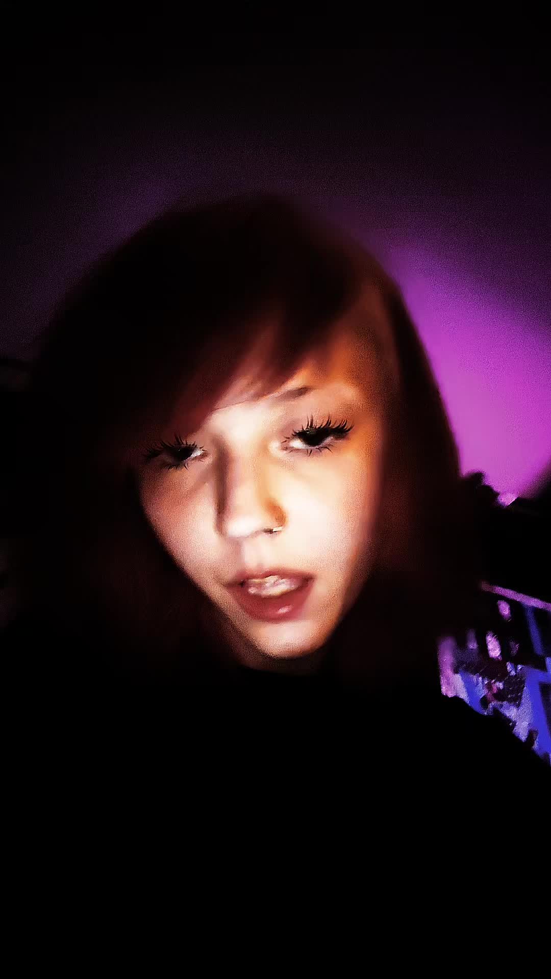 @★ r y a t t ★