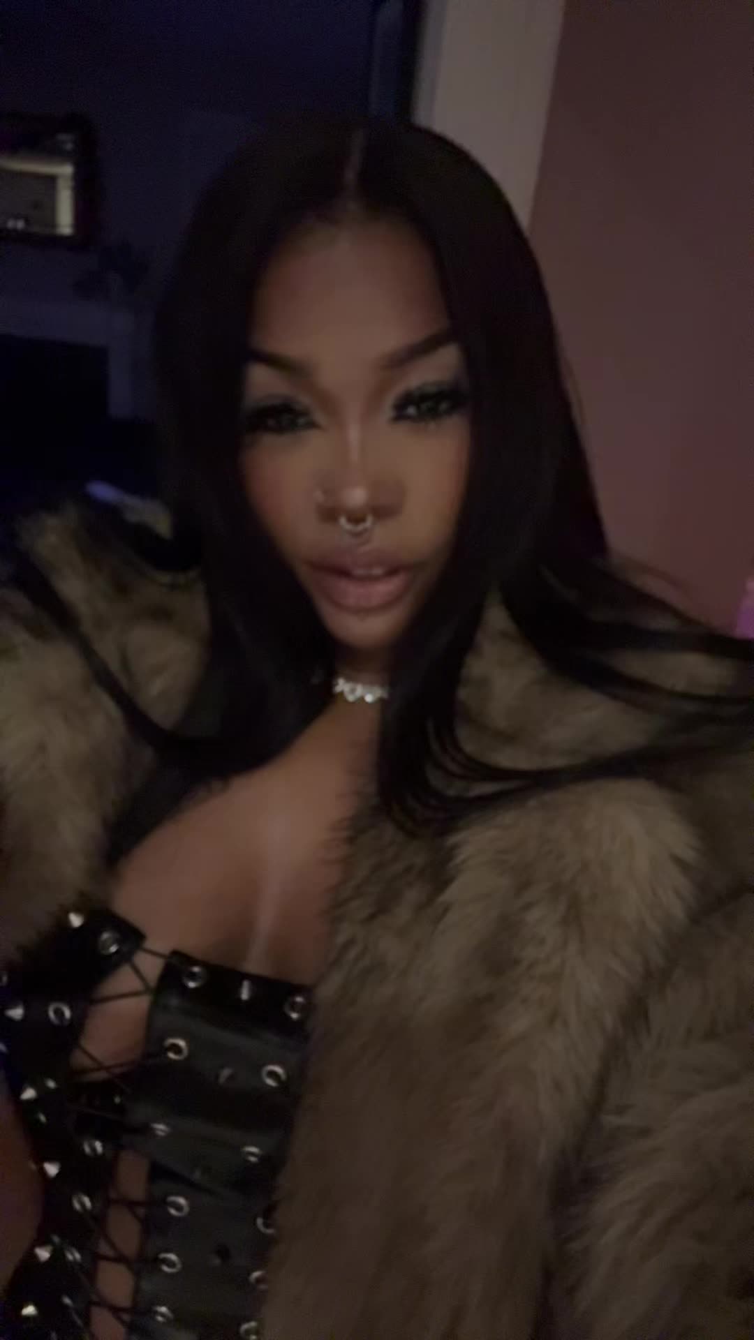 @Sienna Rae❦