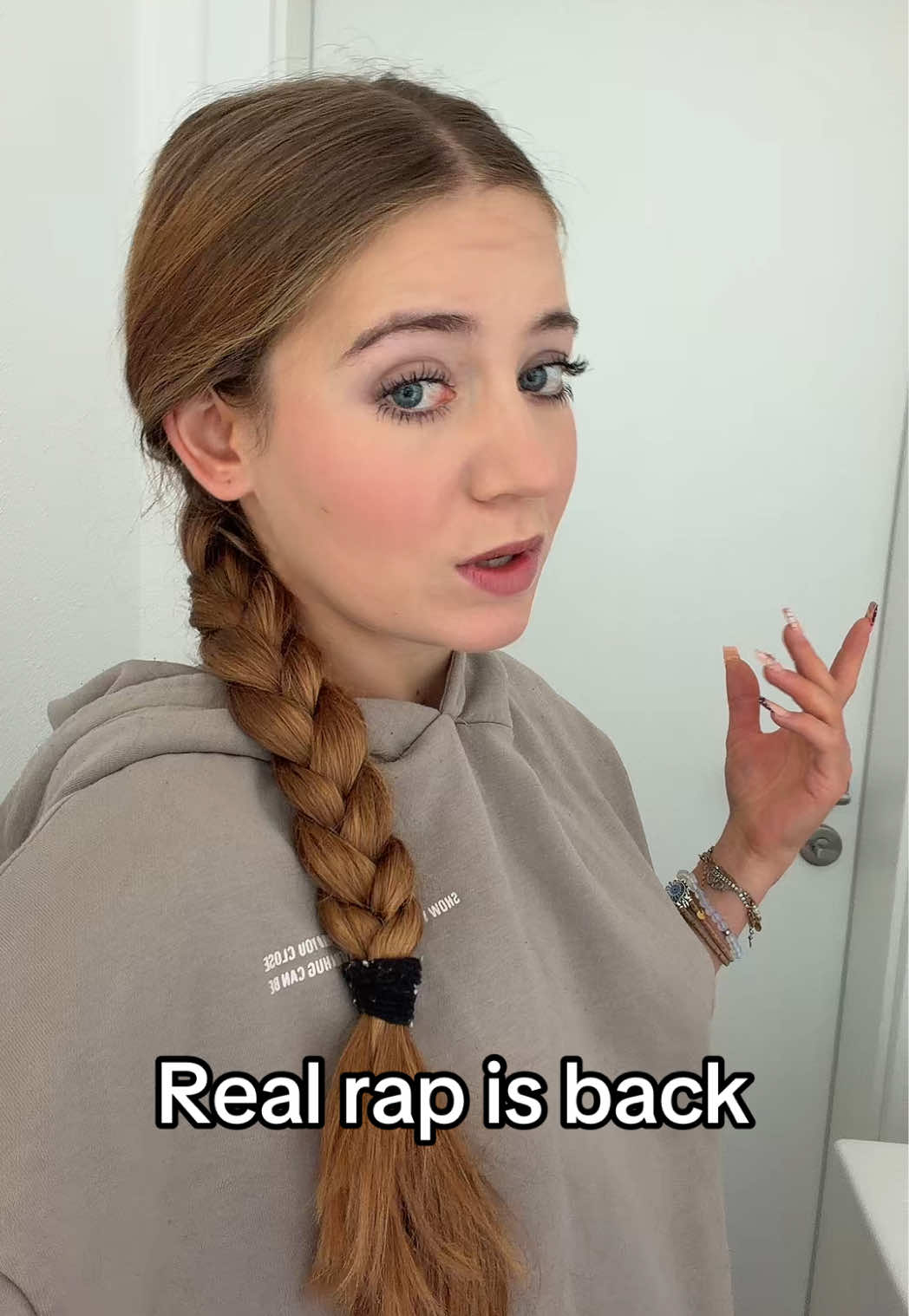 @LUNAAA