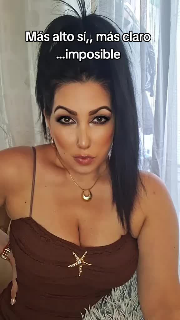 @𝐑𝐨𝐬𝐚 𝐄𝐥𝐞𝐧𝐚 ✨🤍✨