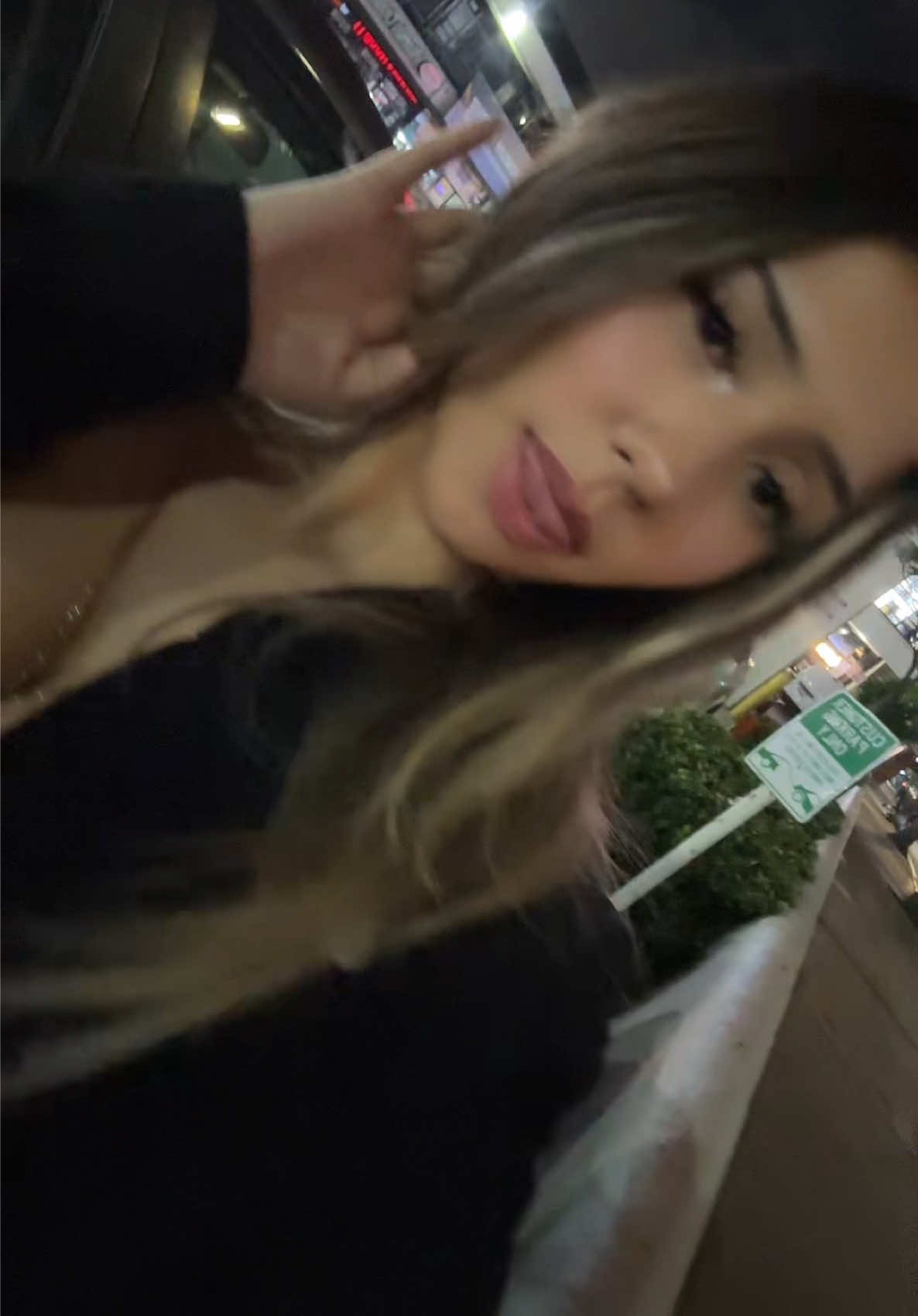 @celesteee