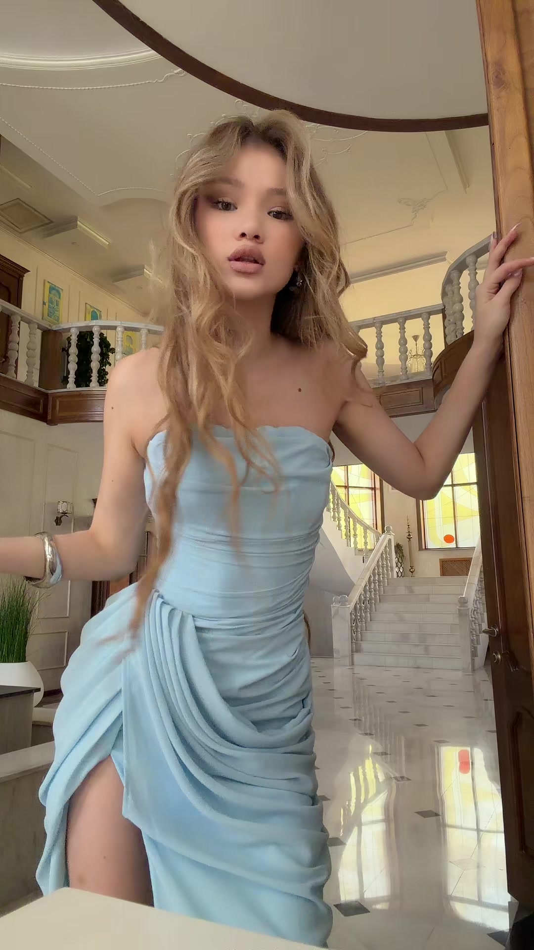 @Карла