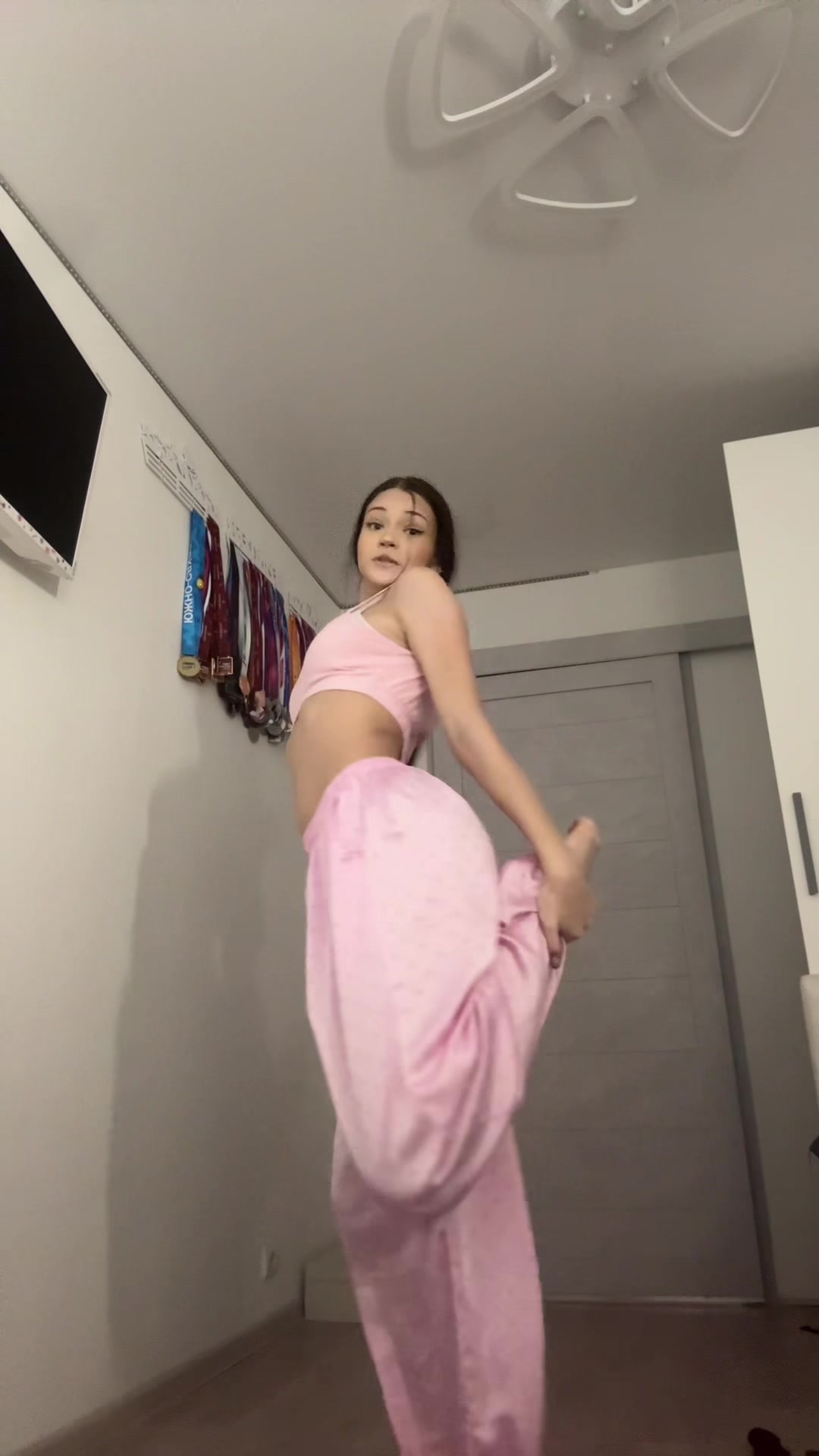 @𝐋𝐄𝐑𝐔𝐒𝐈𝐊