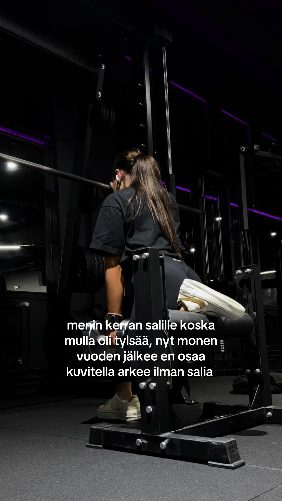@Moona | @moonapiirainen