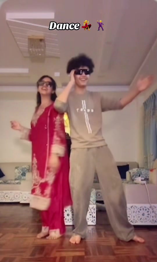 @🙈THE REAL AAYUZEH JANTA🙈