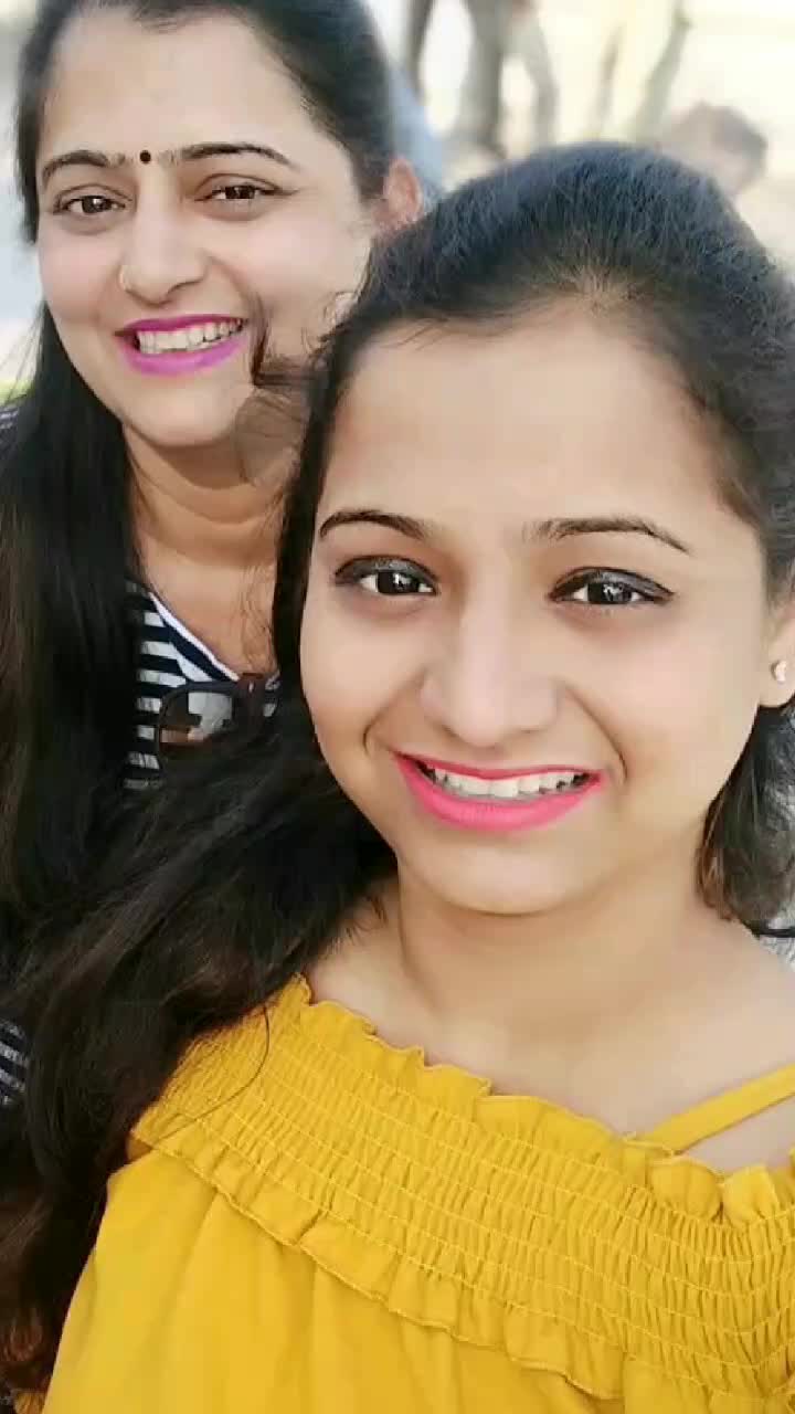 @Delika Khakhiwala