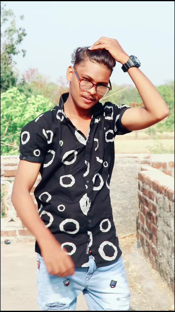 @dhamu😍