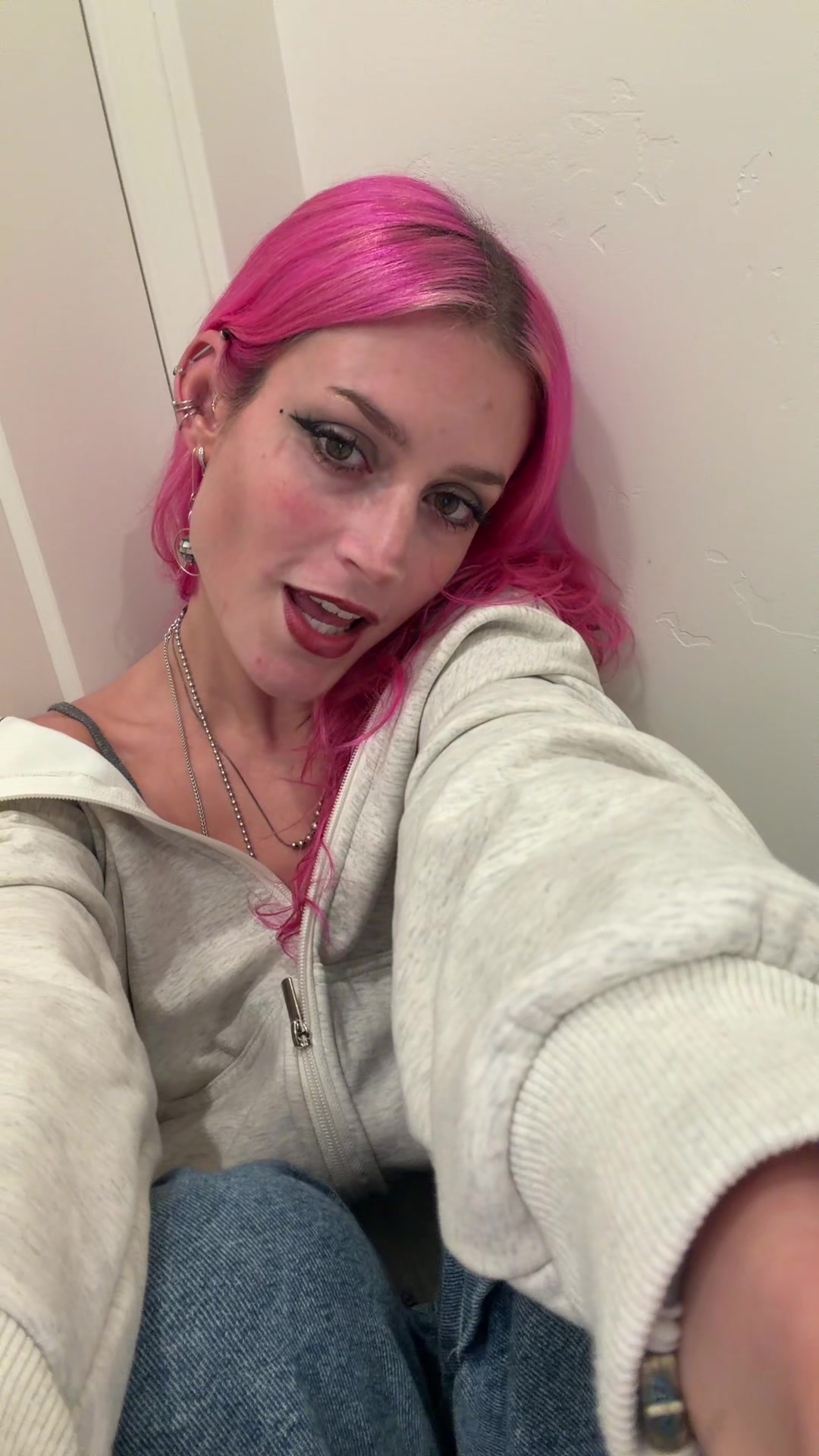 @GG