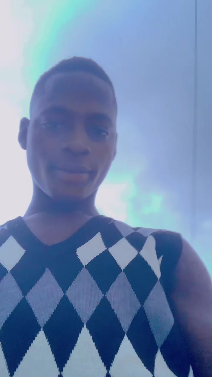@Anikeade💕💕🥹