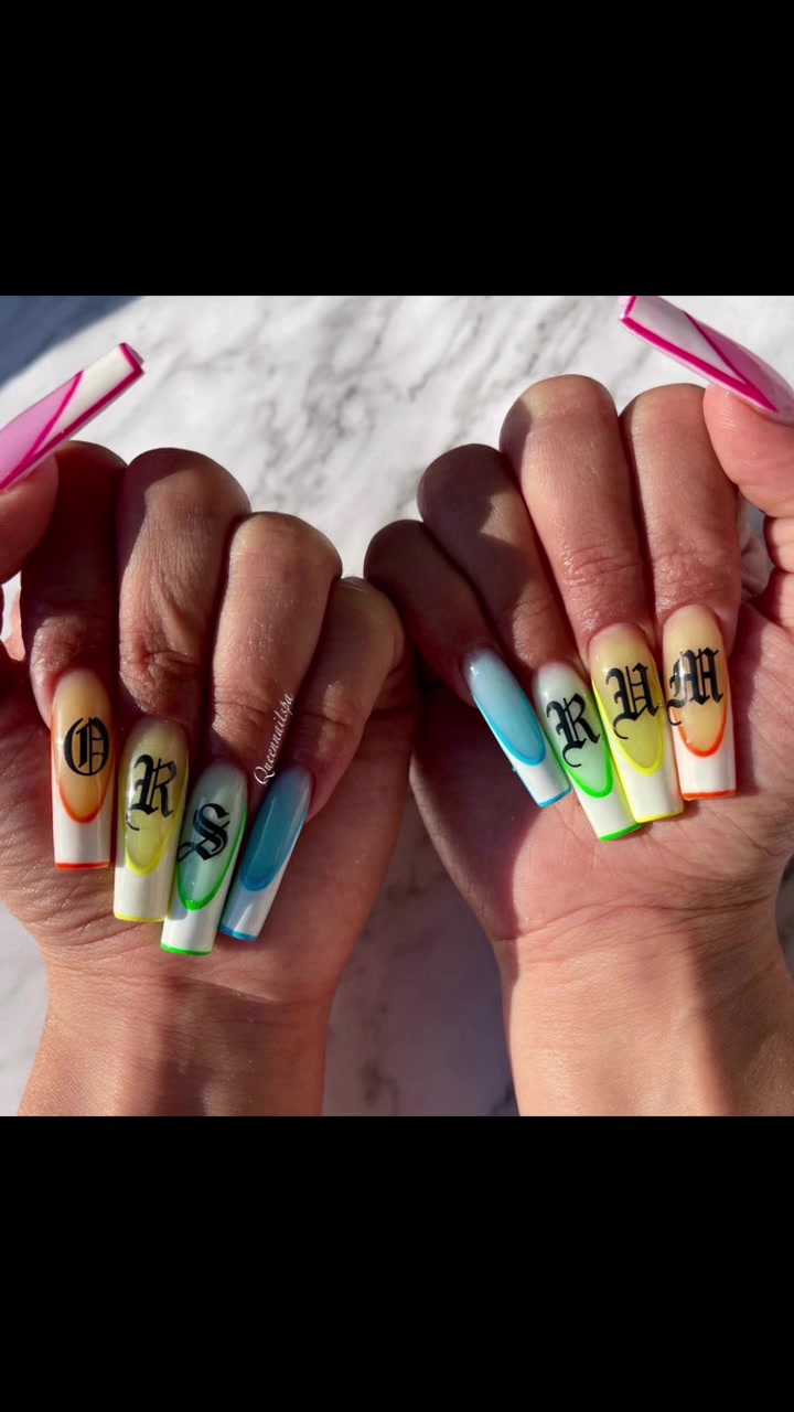 @Queennails