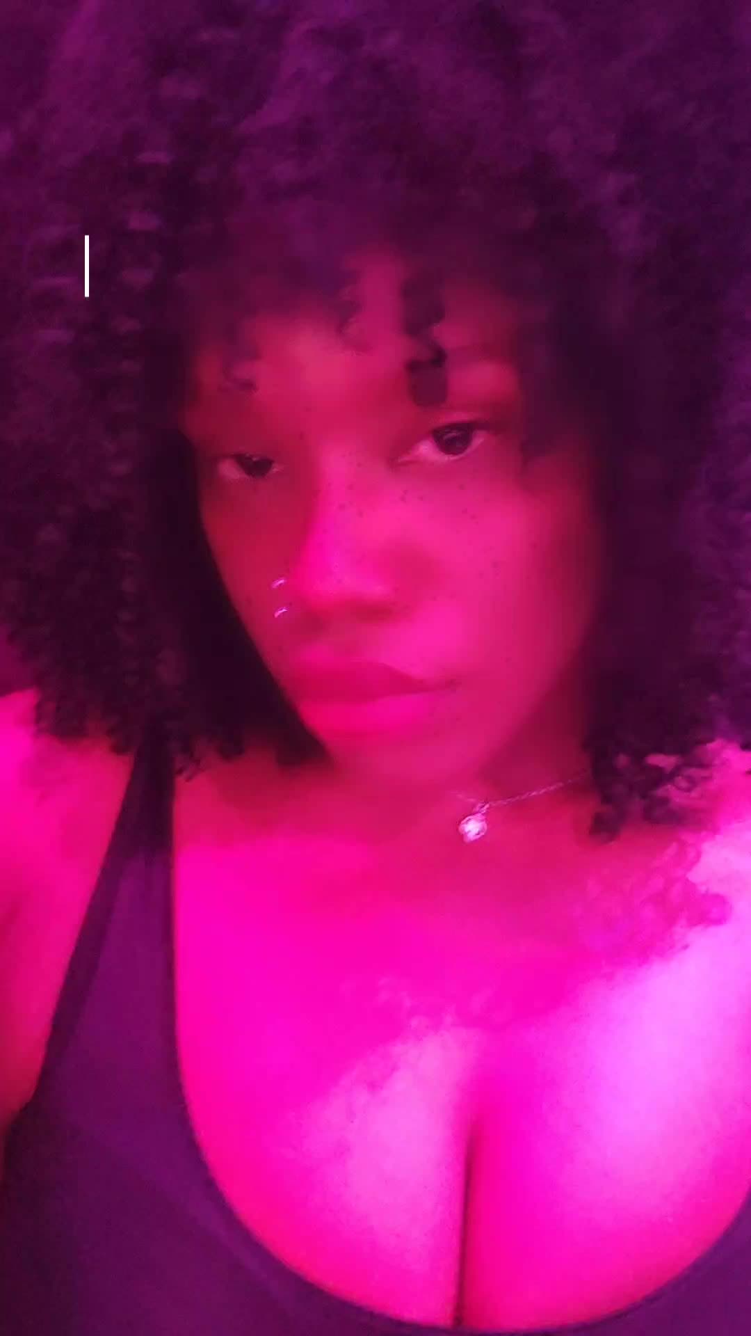@Yennimm_