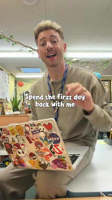 @Mr R - Teacher