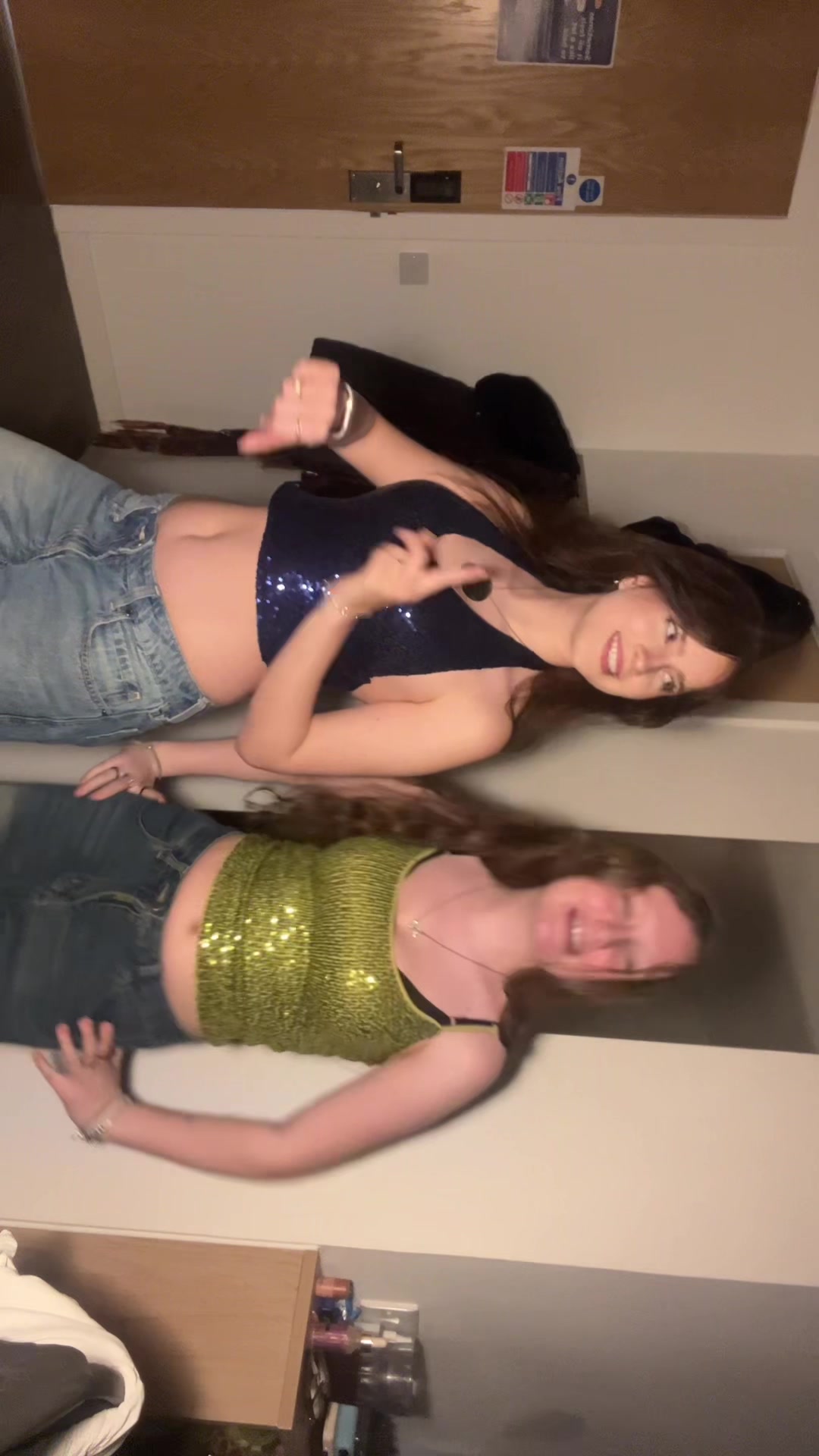 @Charlotte J