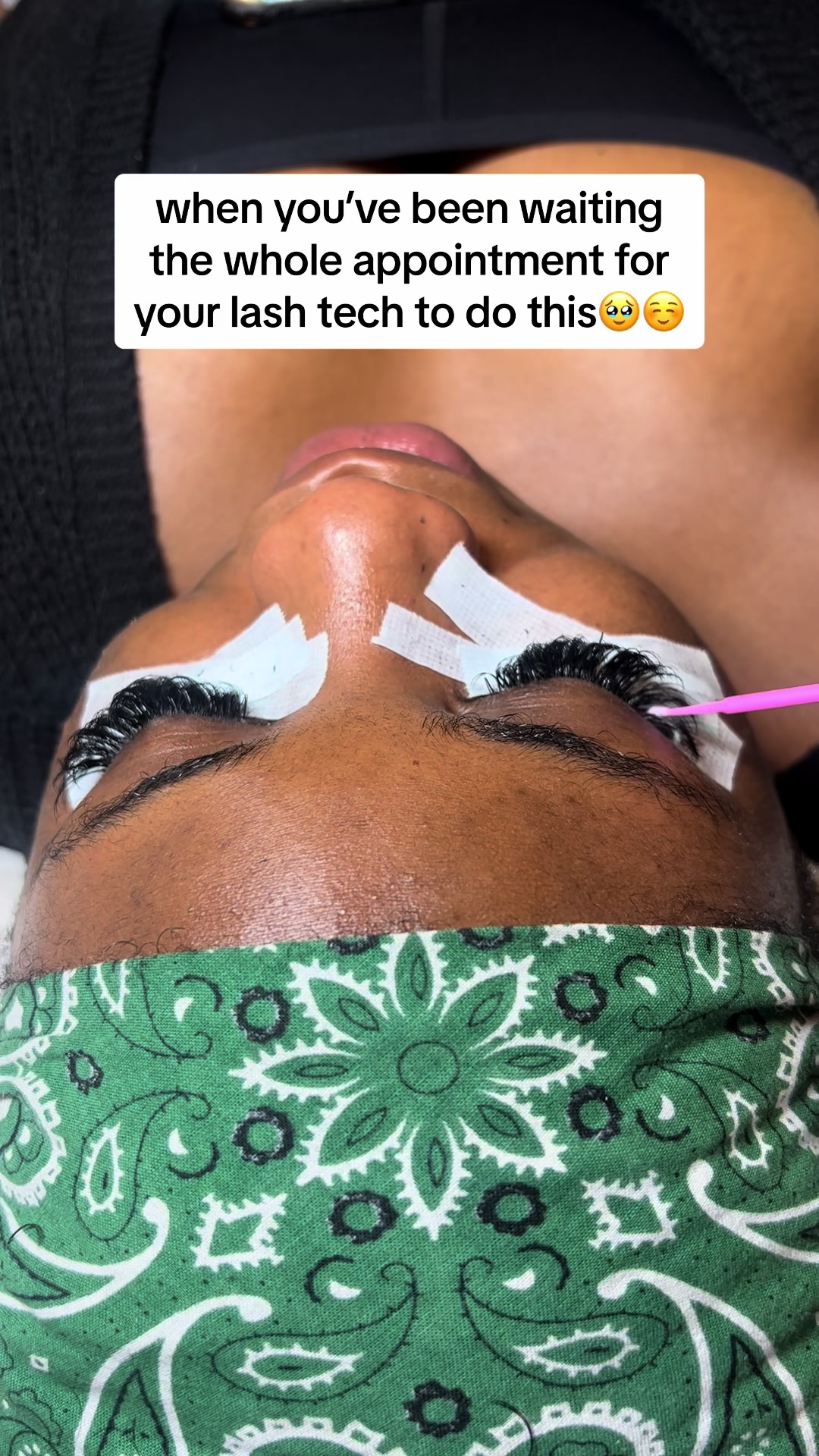 @lashbombbeauty