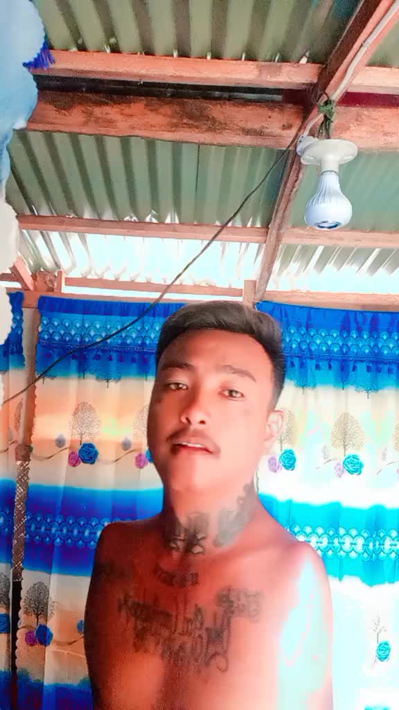 @MarlaloooCruz