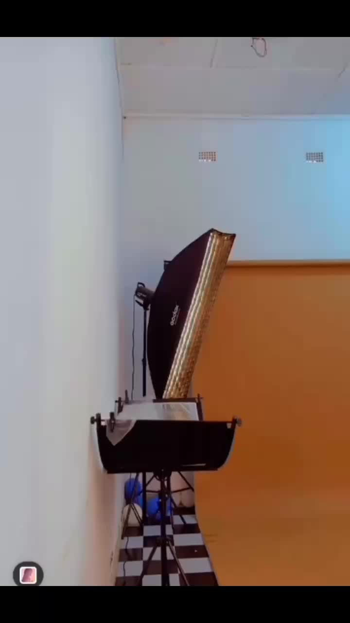 @Tintheldesigns1