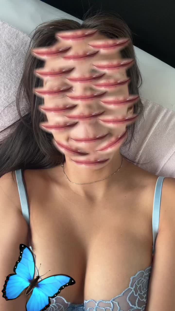 @PeachieJann