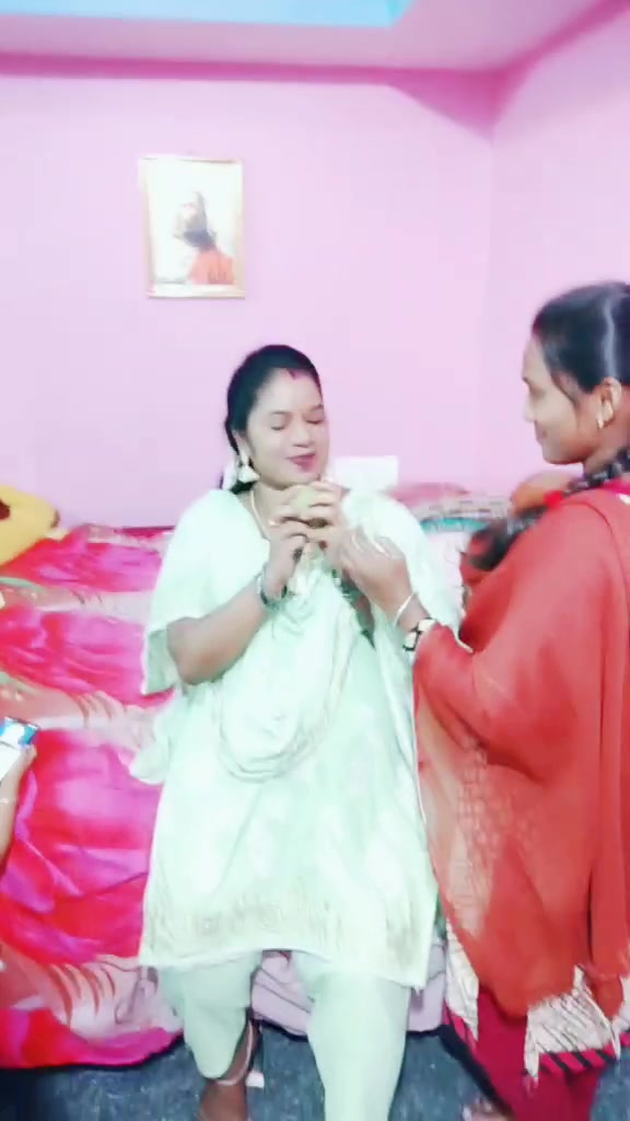 @Ronikittyhasini