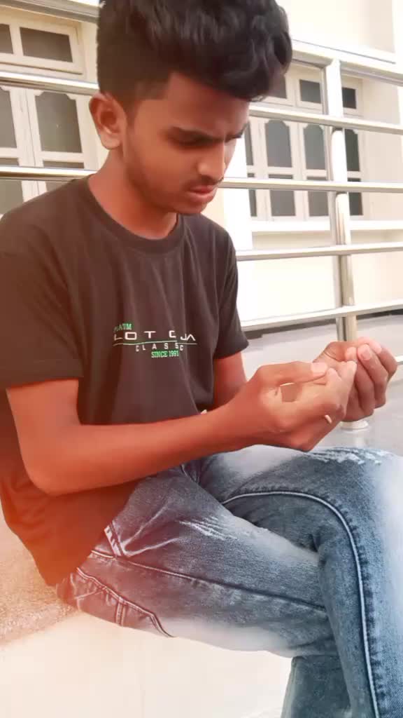 @mr_ Akbar_02