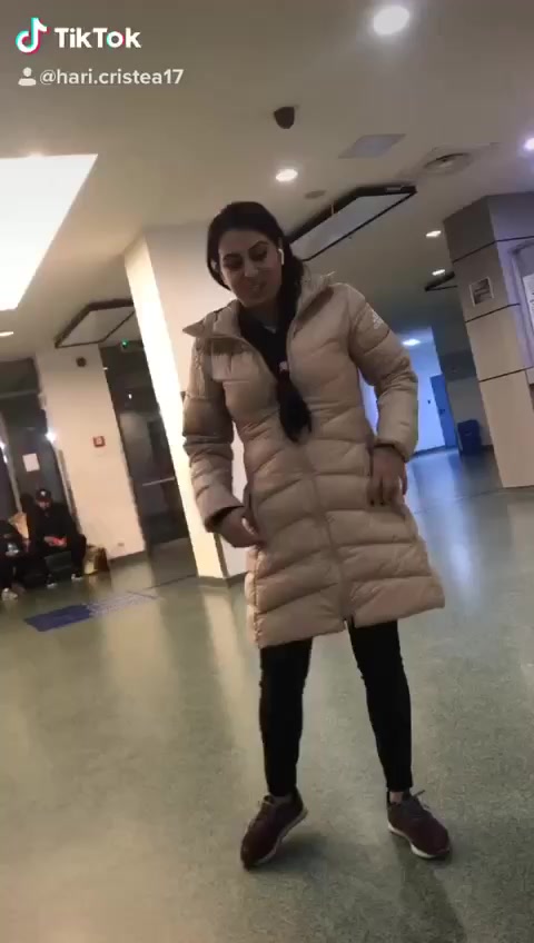 @ellakiss