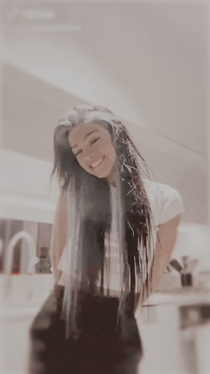 @𝗱 𝗶 𝘅 𝗶 𝗲 🏹🤍