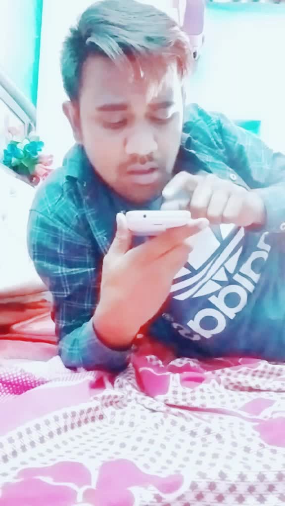@Mr_ Meraj_04
