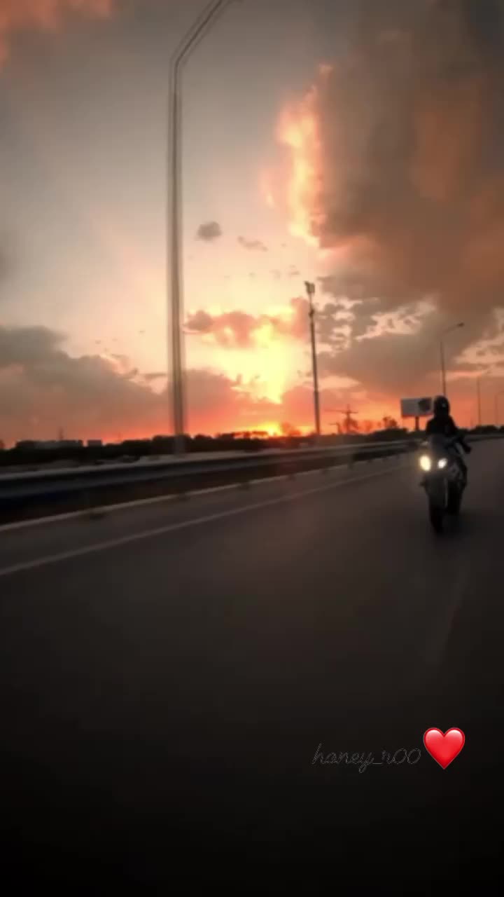 @๐ฝ๐๐๐๐_๐๐ข๐ข๐ฏ