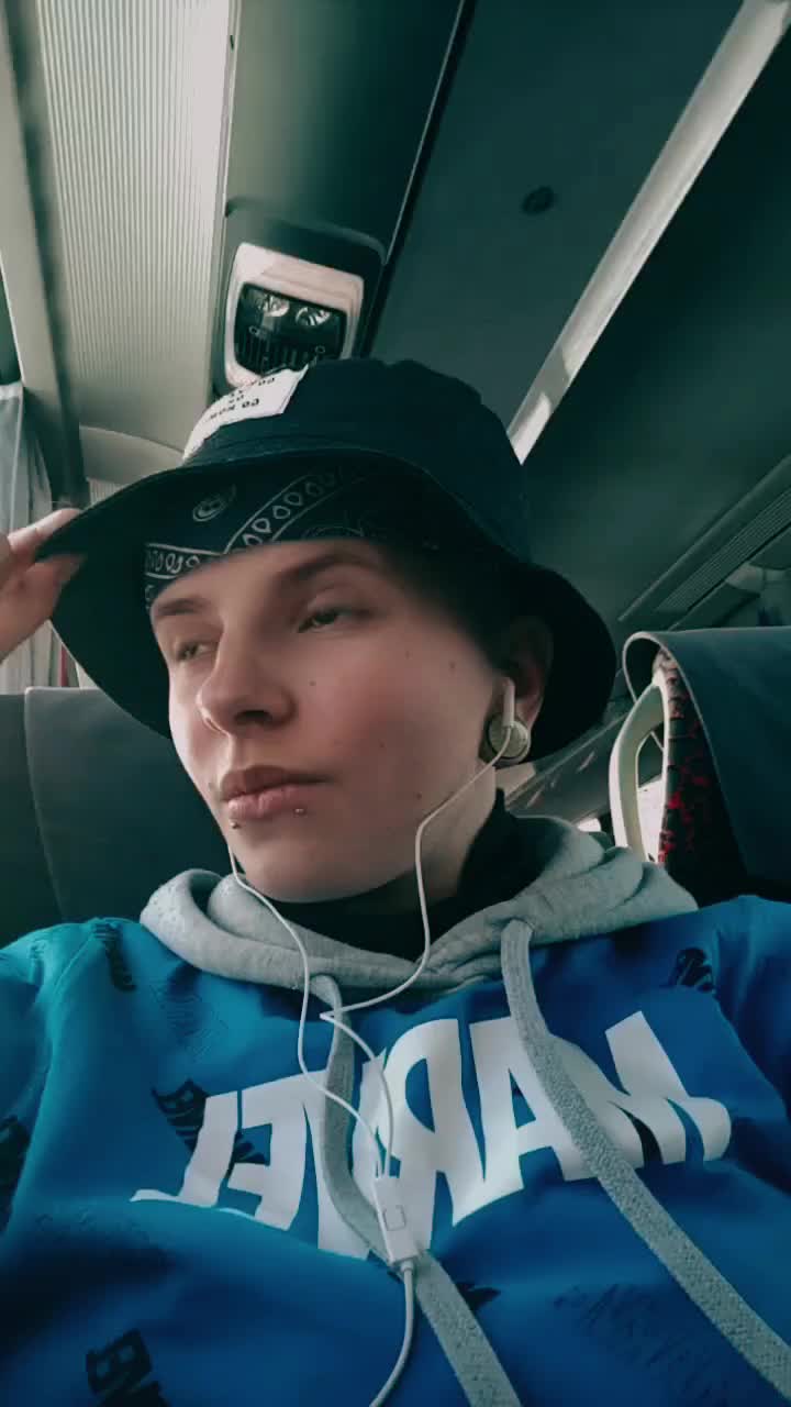 @Paula 🖤