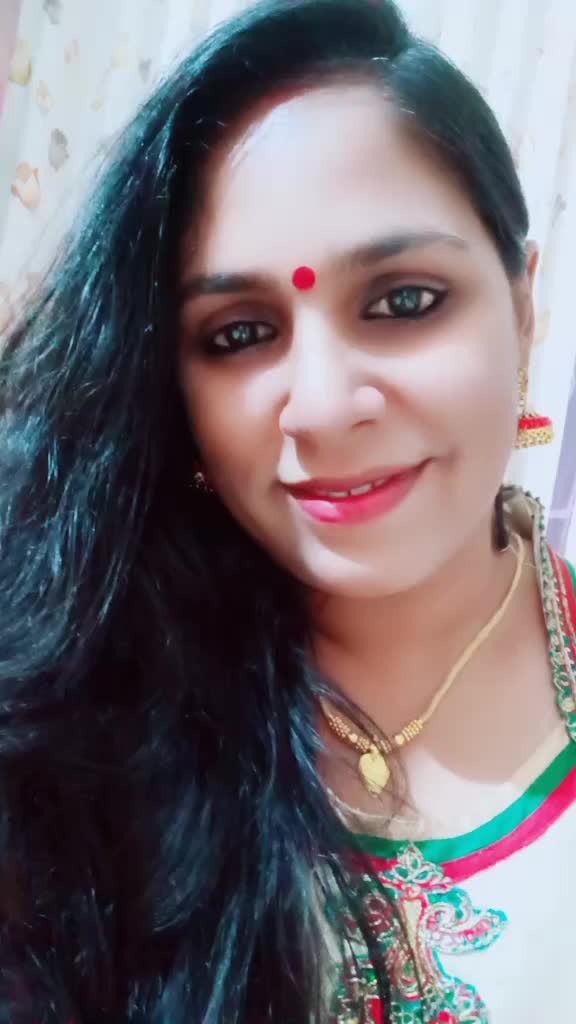 @Darshiii