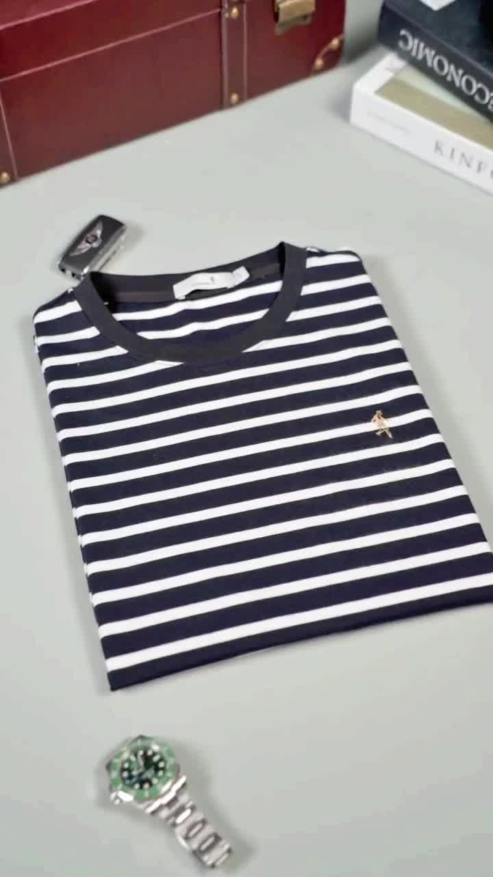 @Men&rsquo;s T-shirt