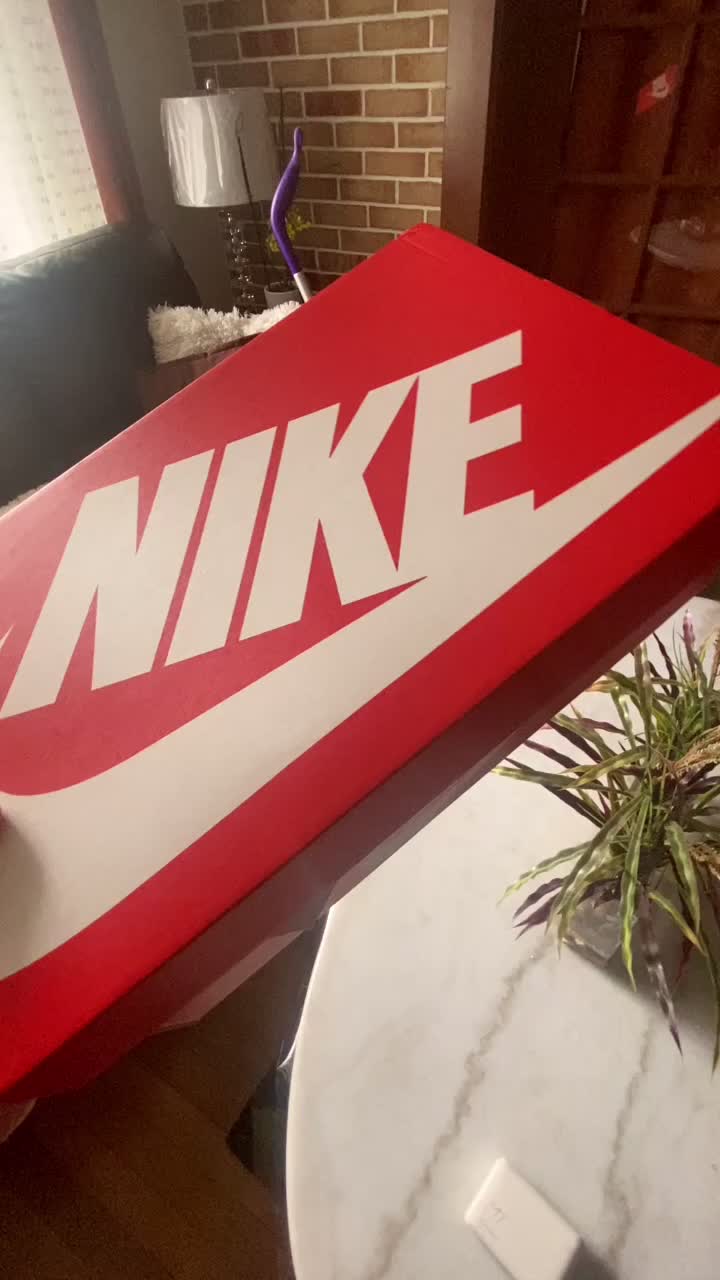 @landofhype