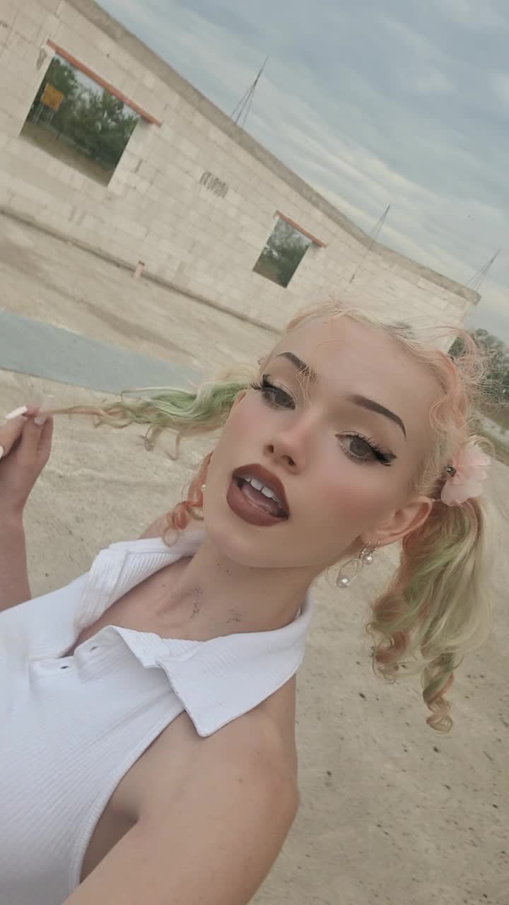 @carisma jean