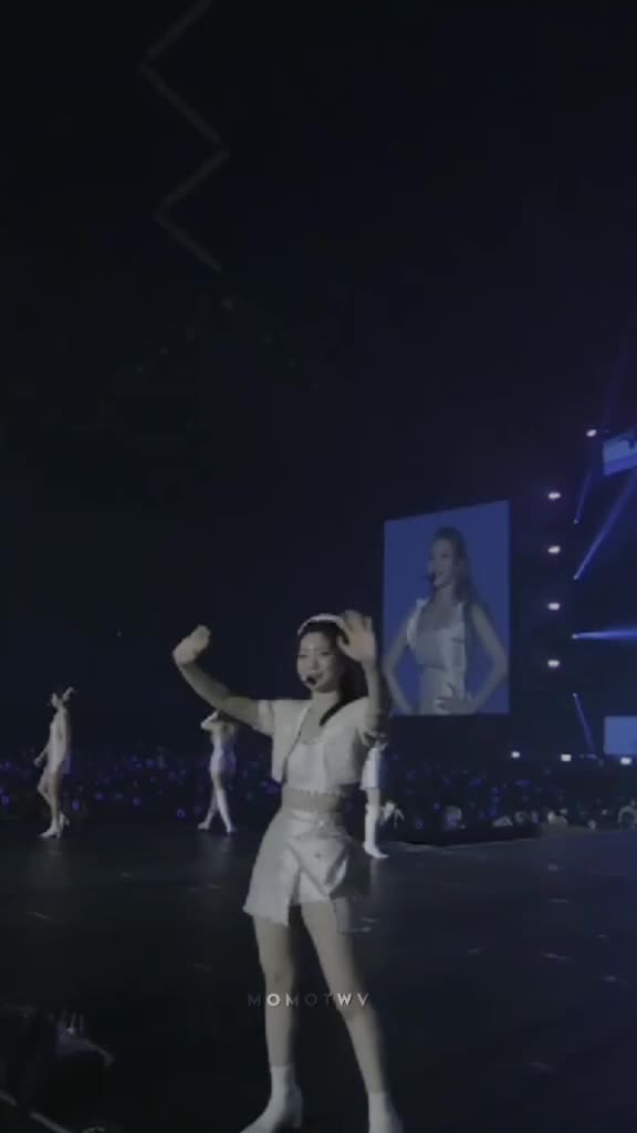 @Twice. 🌷