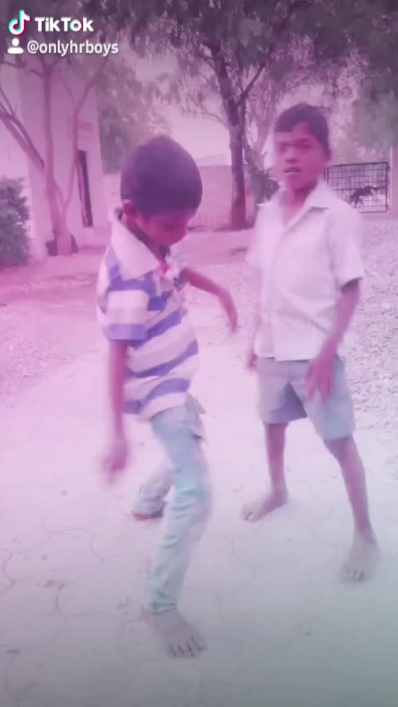@H.R boys group khard