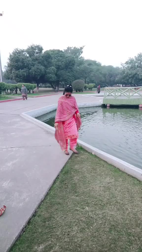 @S&iuml;mr&aring;&ntilde;j33t kaur