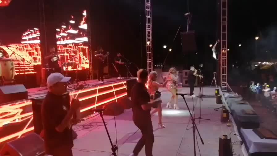 @Nancy y Los TK Kumbia