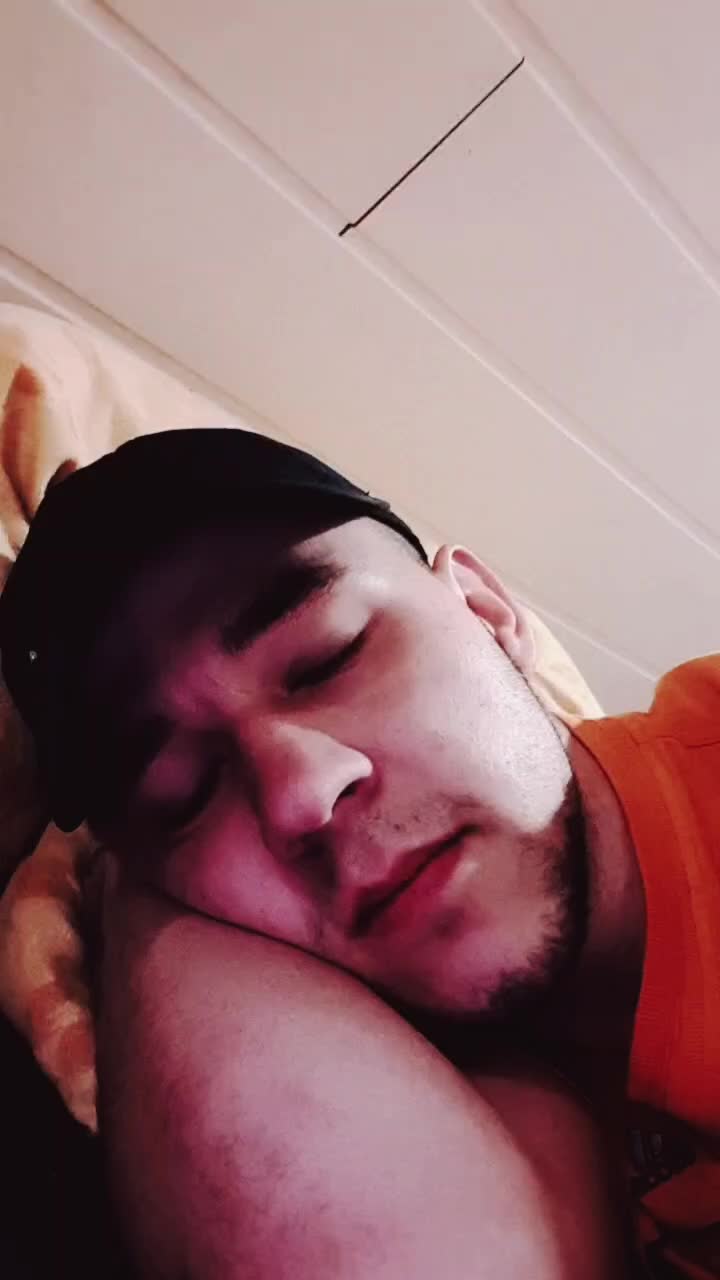 @Saschajon