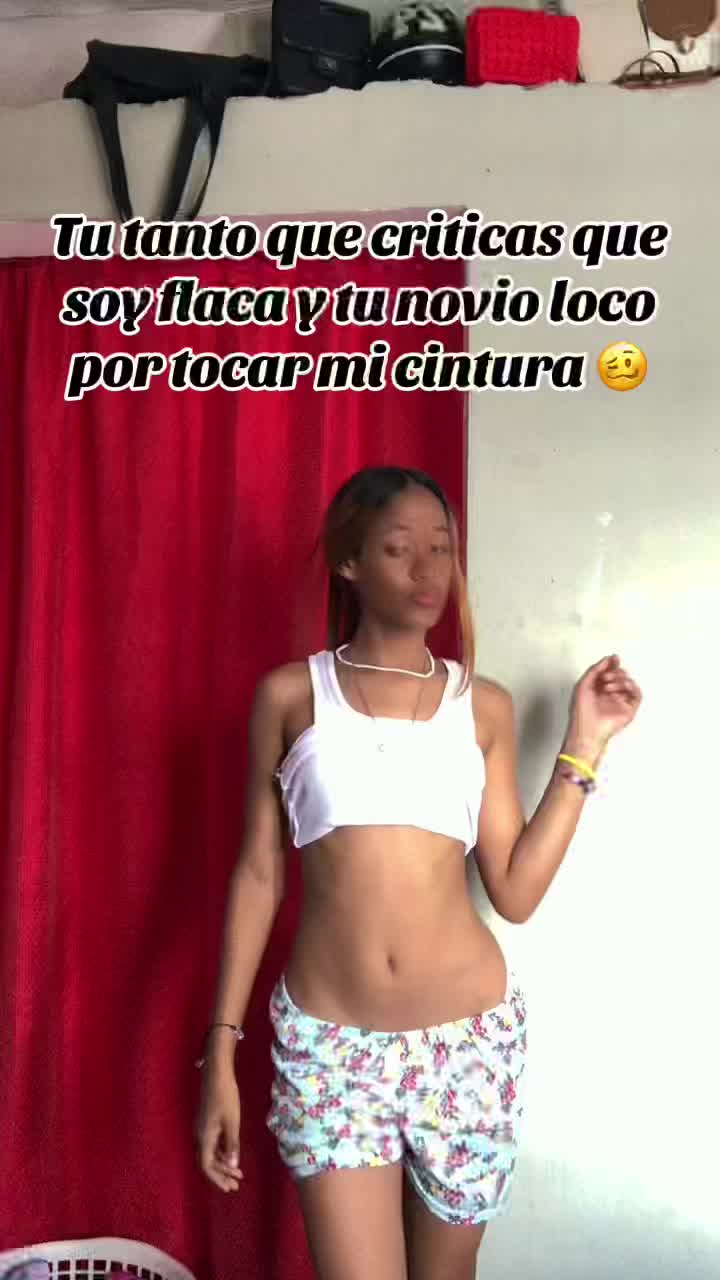 @Chica CaretAa.🤡🖤
