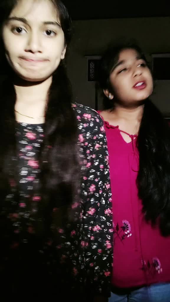 @smrithika-venni❤🖤