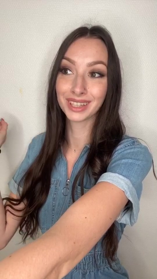 @𝐄𝐦𝐦𝐚