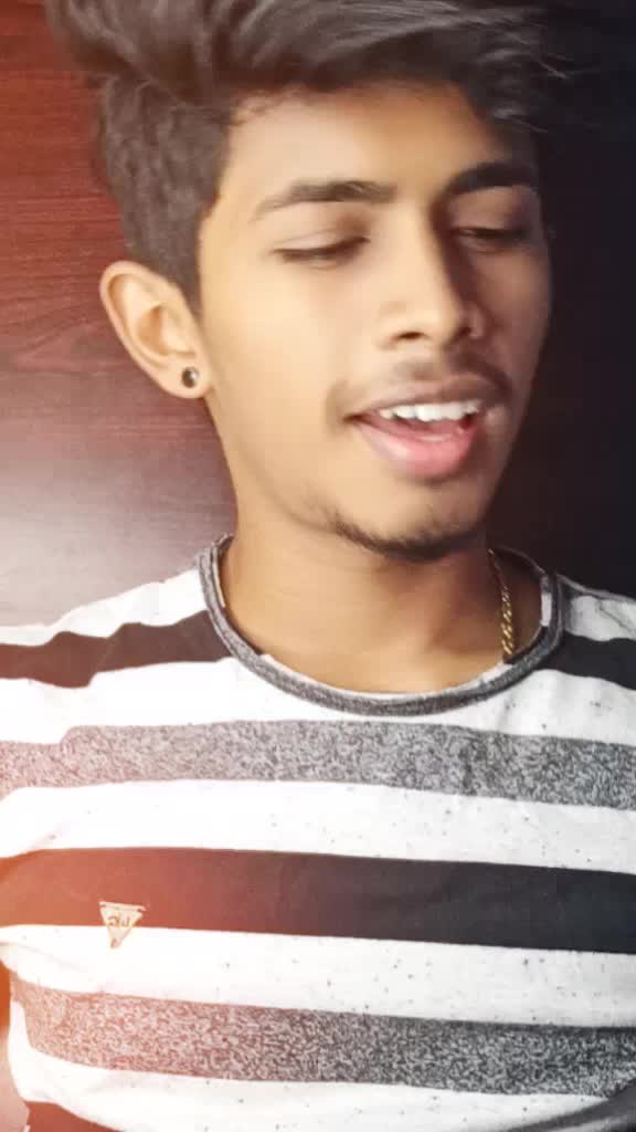 @𝓡𝓸𝔀𝓭𝔂😜