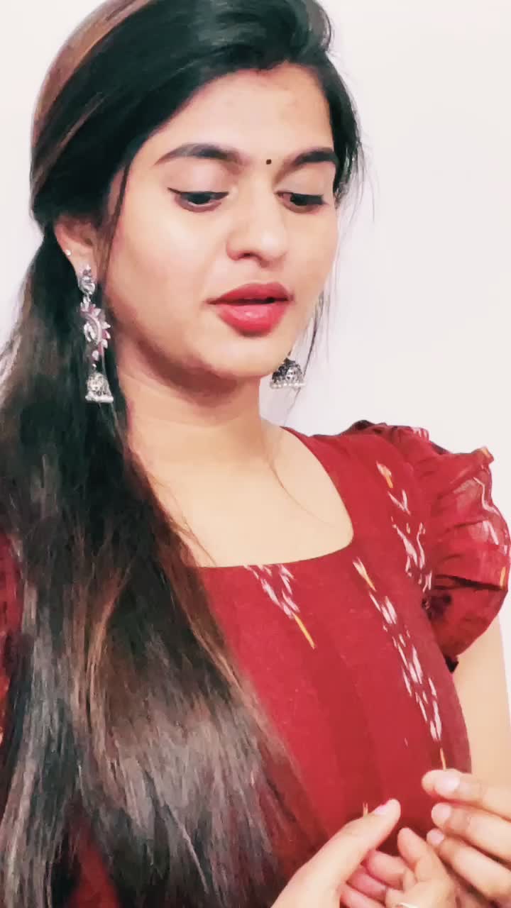 @Sravyavarma12