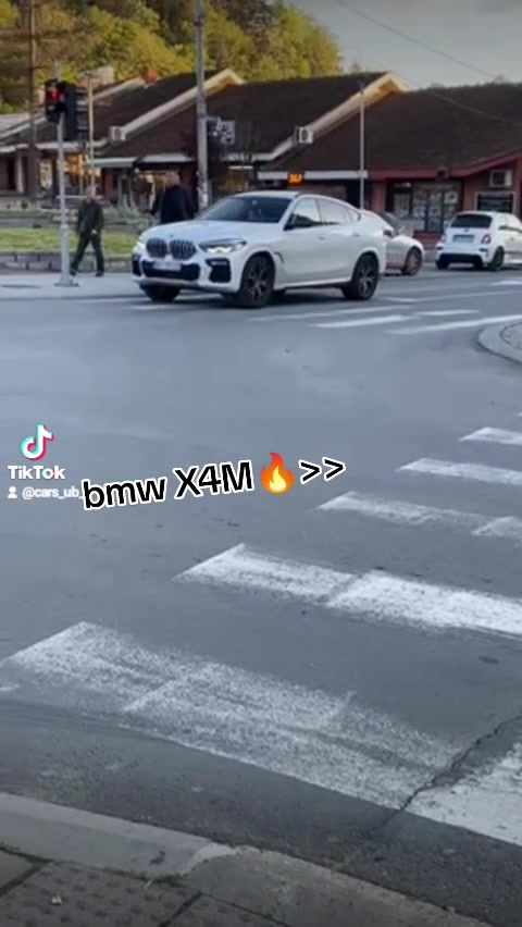 @Car spotting📸