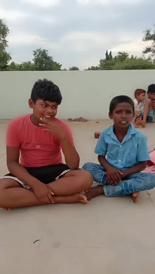 @vamshi girish๐๐๐