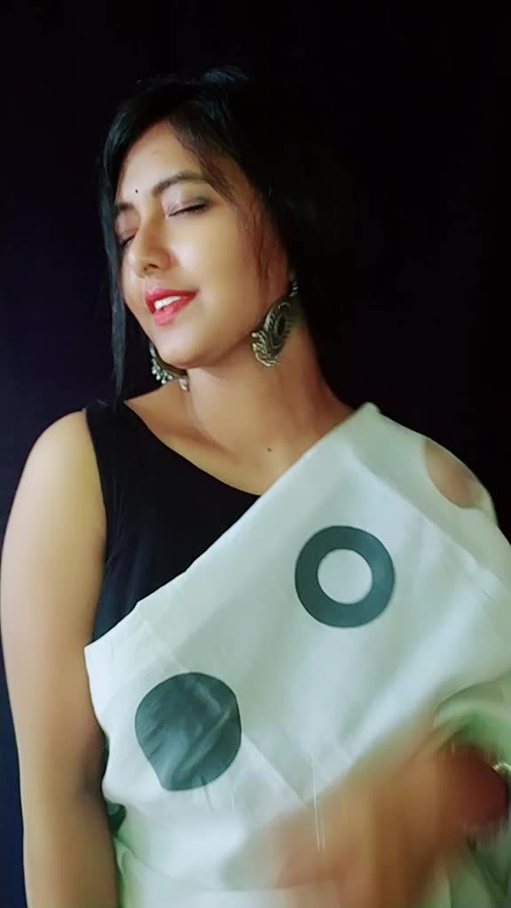 @❣️Eshita Sarkar❣️
