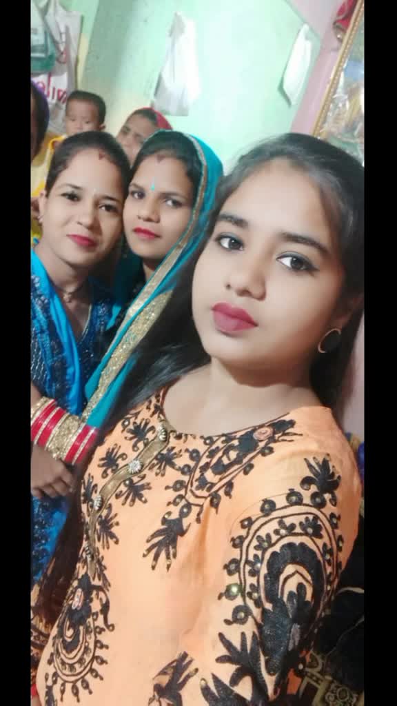 @sanjana dulgach