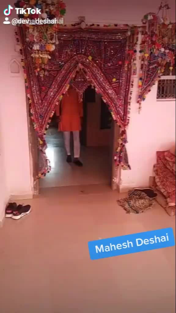 @DEV DESHAI 😘
